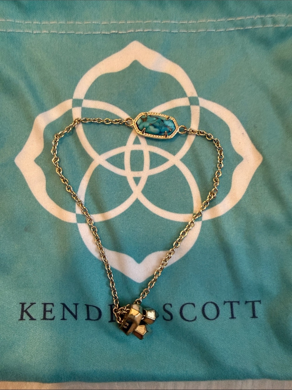 Kendra Scott Gold Bracelet with Turquoise Oval Stone